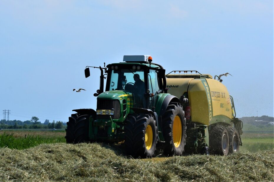 john deere, krone big pack 1290 xc, wage operating, entjes, slochteren, tracktor, tractor, hay, harvest, landscape, agriculture, nature, mowed, summer, luftrocknung, hay bales, forage, cattle feed, meadow, crop, grassland area, holland, netherlands, john deere, tracktor, tracktor, tracktor, tracktor, tracktor